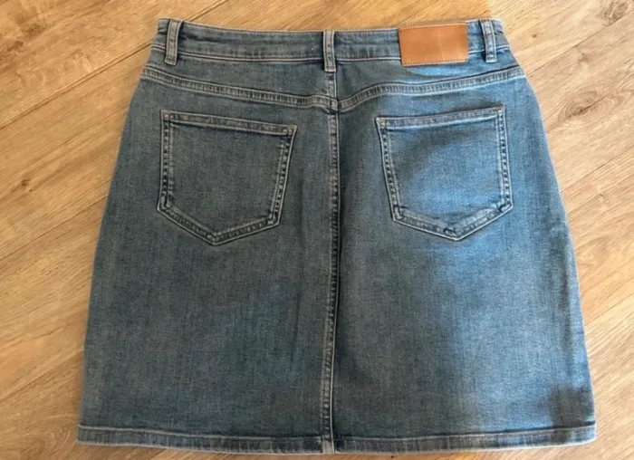 Pablo, Jupe en jeans broderie fleur taille 38 été - photo numéro 3