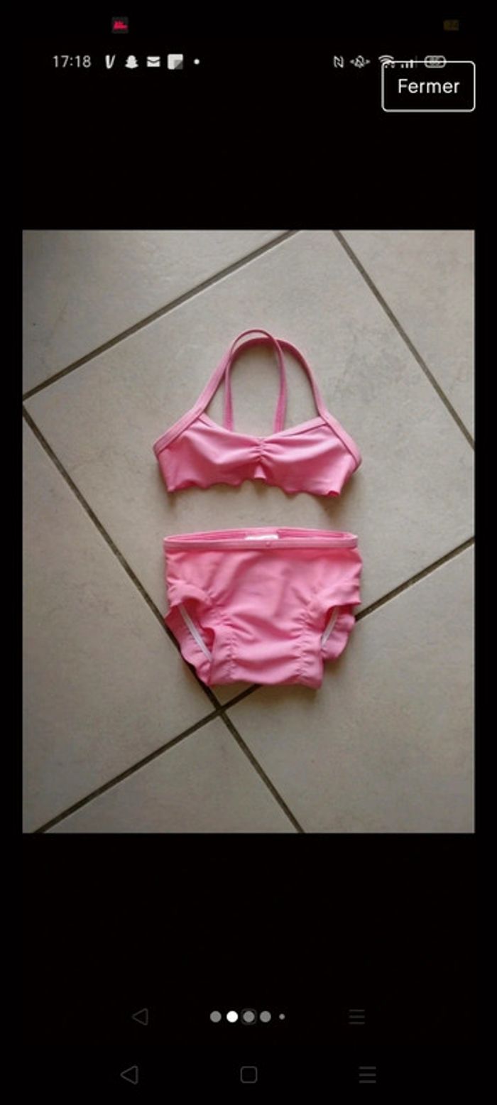 Ensemble Maillot de bain 2 pièces rose. Fille . Tribord
Taille 6 mois - photo numéro 2