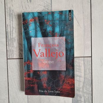 Livre Ouest de François Vallejo