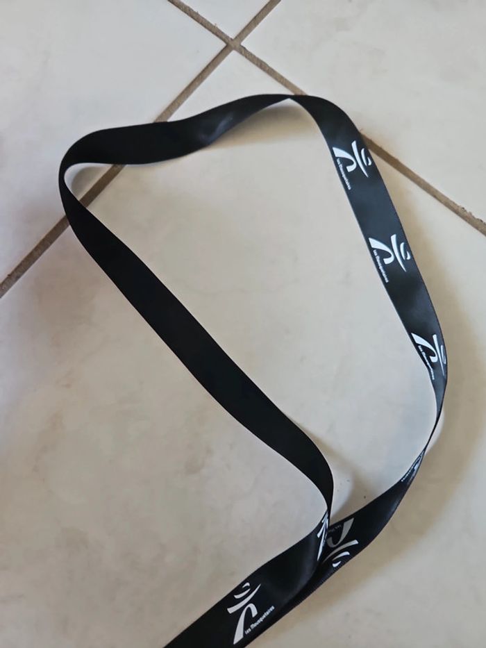 Tour de cou intermarché Neuf cont3 - photo numéro 6