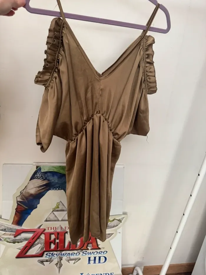 Robe doré