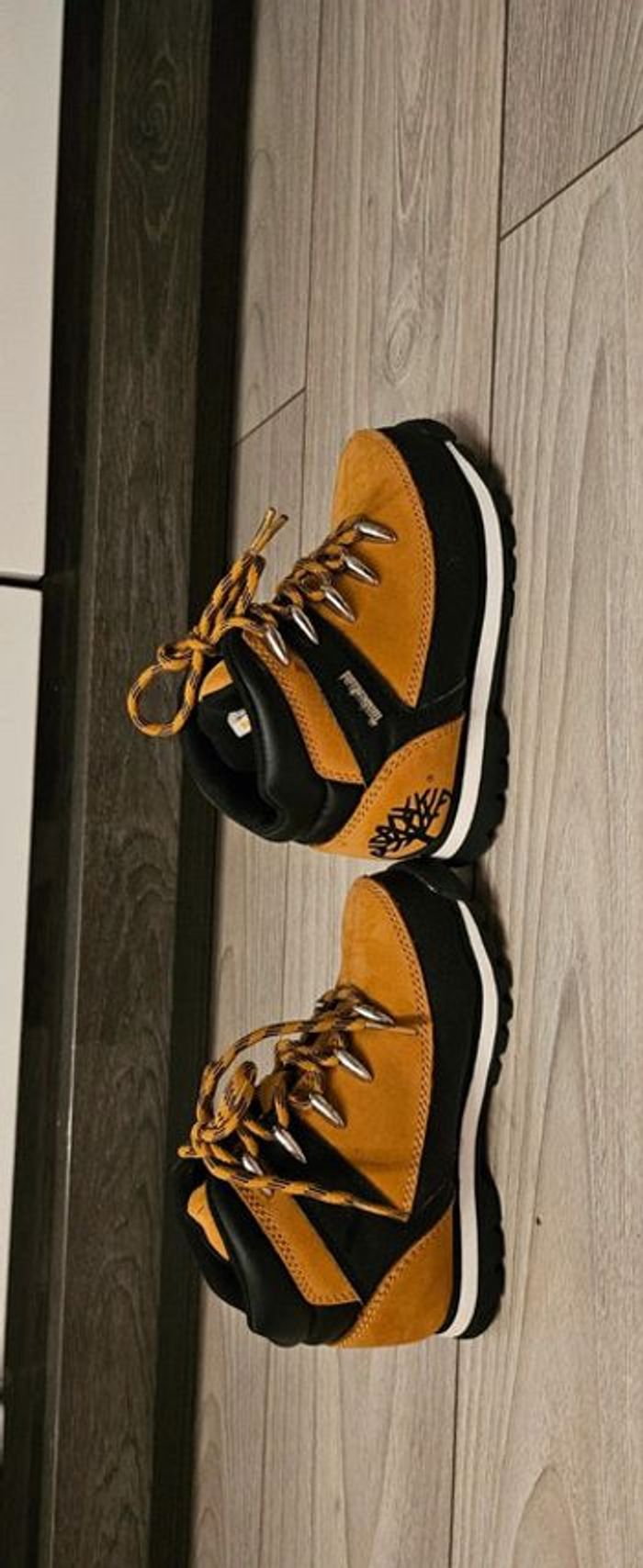 Basket Timberland 27 Neuve - photo numéro 4