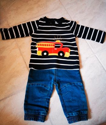 Ensemble bébé garçon 6 mois comme neuf