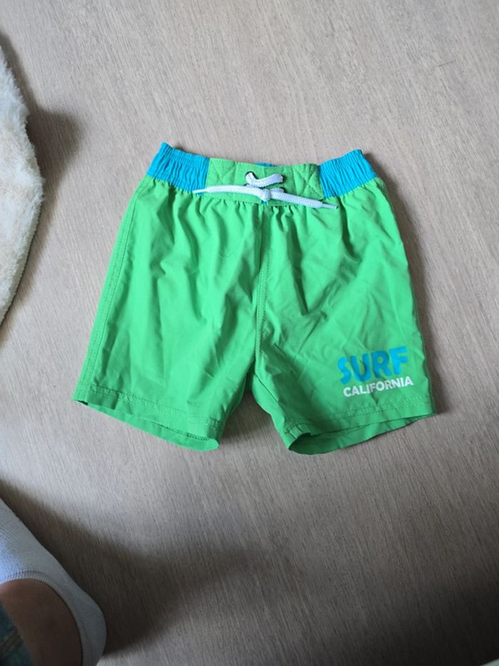 Short de bain vert