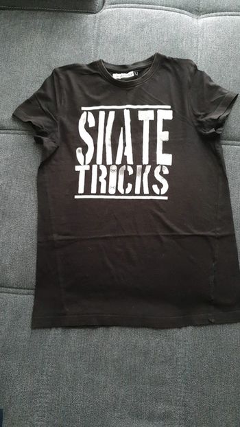 Tee-shirt noir fille taille 12 ans