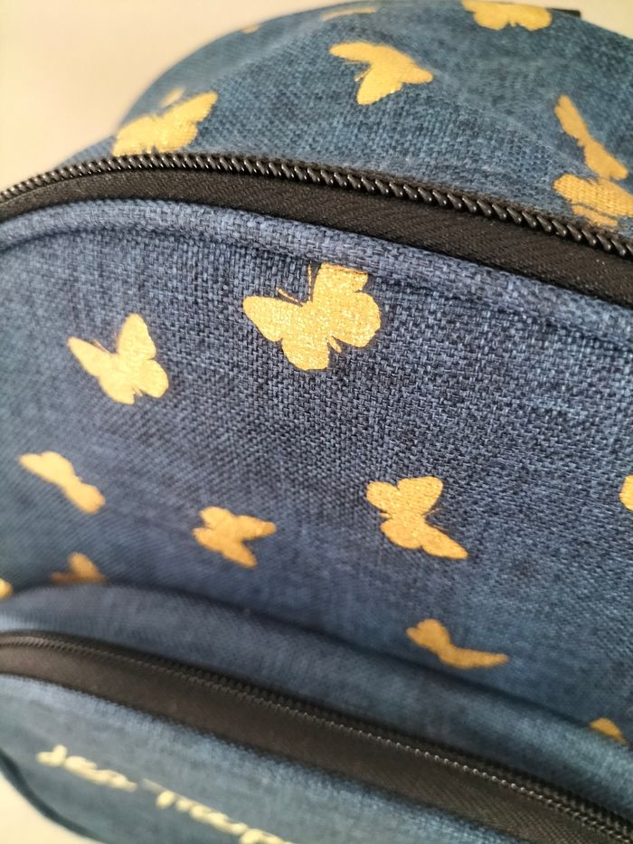 💙 Sac à dos maternelle/nounou papillons - Les Tropéziennes - Excellent état 💙 - photo numéro 3