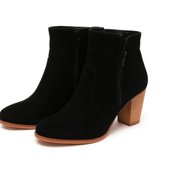 Bottines noires à talons