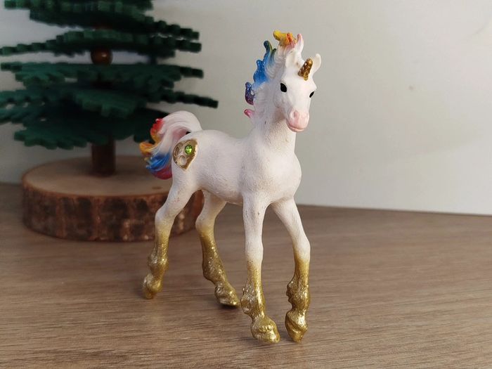 Schleich Figurine Animal imaginaire Bayala jeune licorne