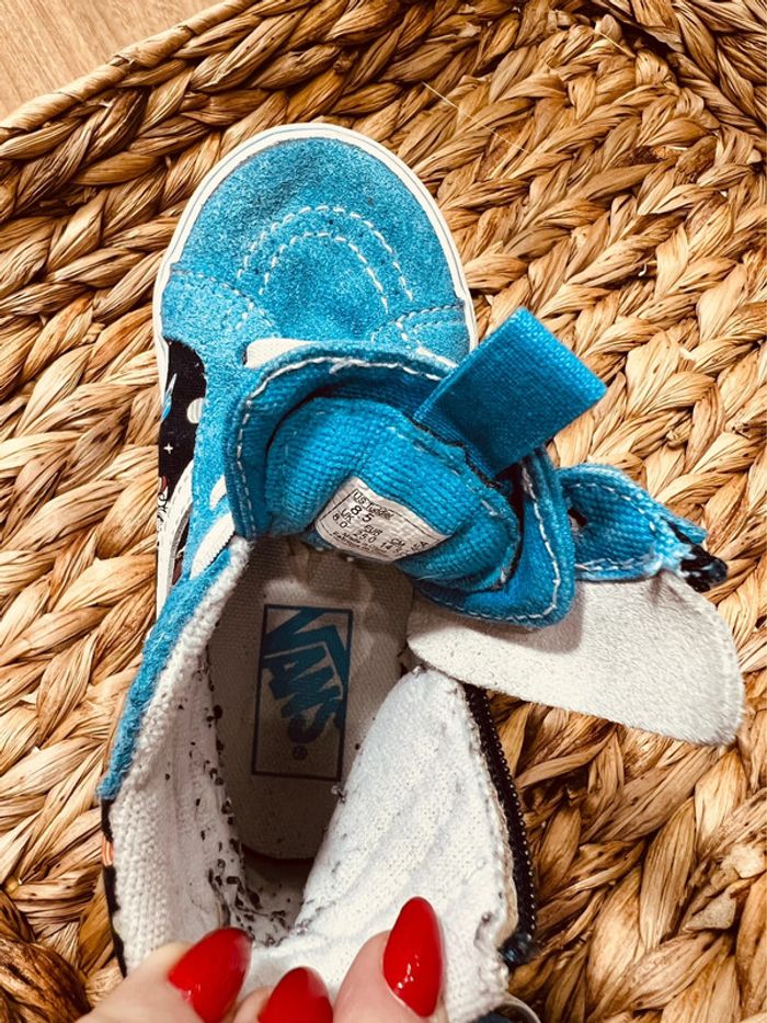 Pointure 25 baskets montantes garçon Vans bleues * espace * 💙 - photo numéro 9