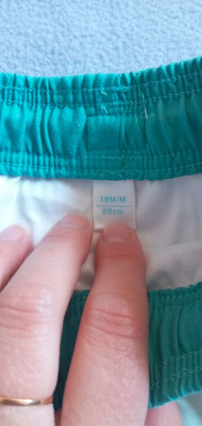 Short de bain Obaïbi taille 18 mois - photo numéro 2