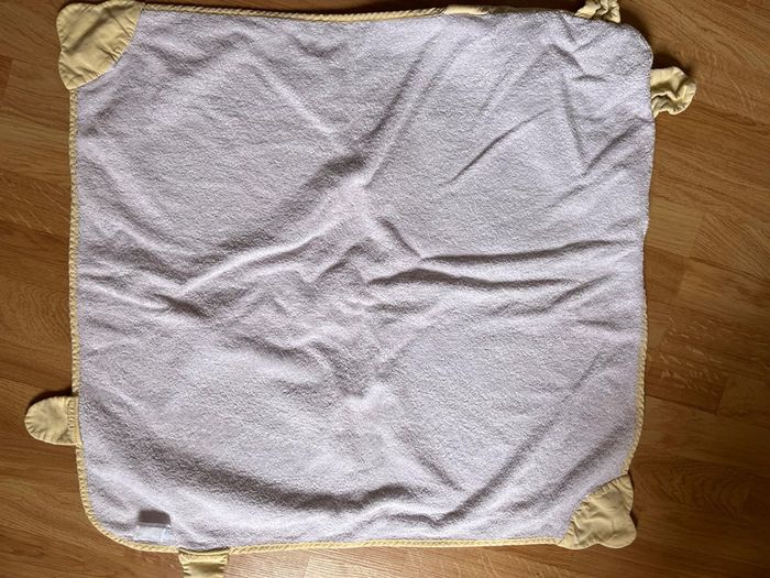 Drap de bain Jacadi TBE 75x70 - photo numéro 3