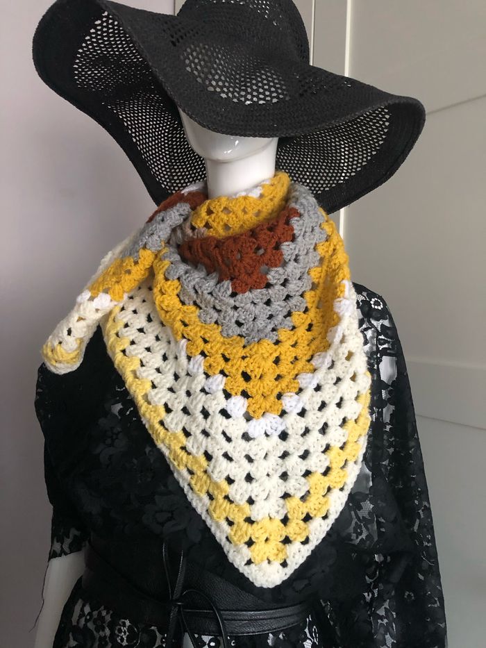 Châle coloré - photo numéro 3