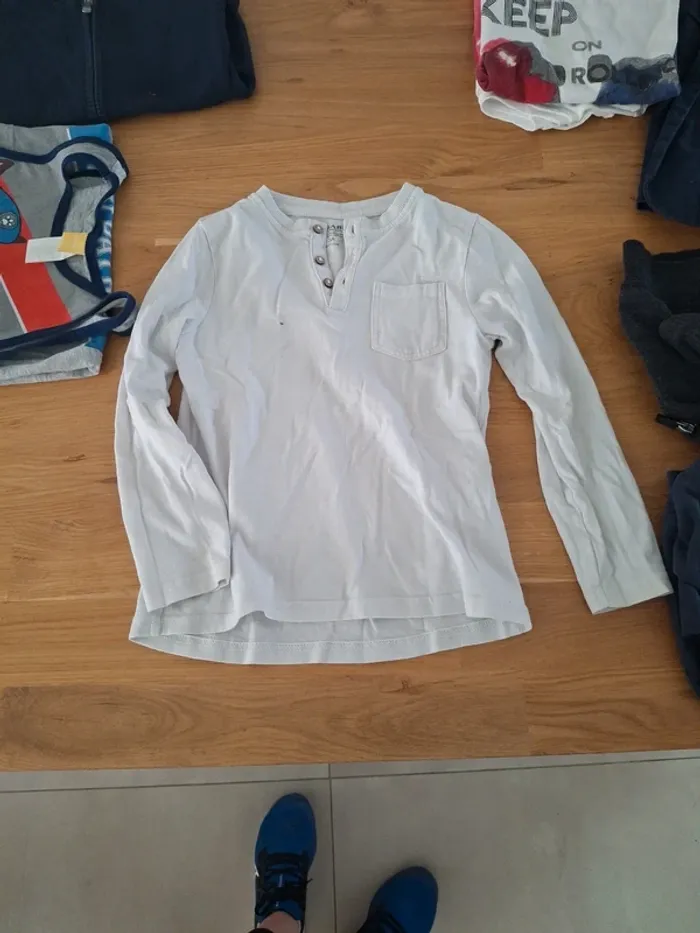 Lot vêtements garçon 5 ans - photo numéro 5