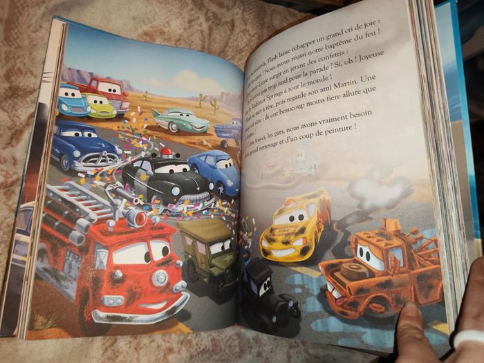 Gros livre cars - photo numéro 4