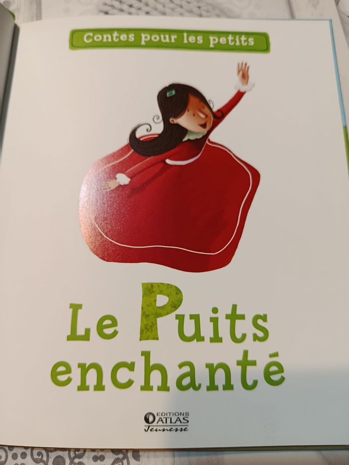 Livre "Le puits enchanté" - photo numéro 4