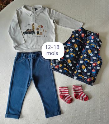 Tenue bébé taille 12-18 mois