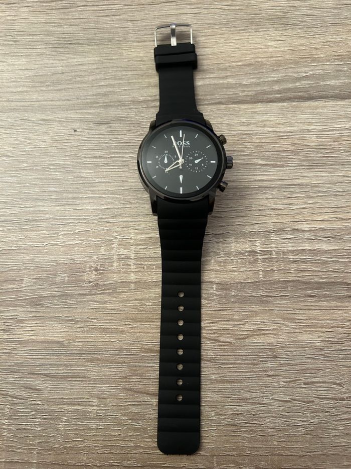 Montre Hugo Boss neuve jamais portée