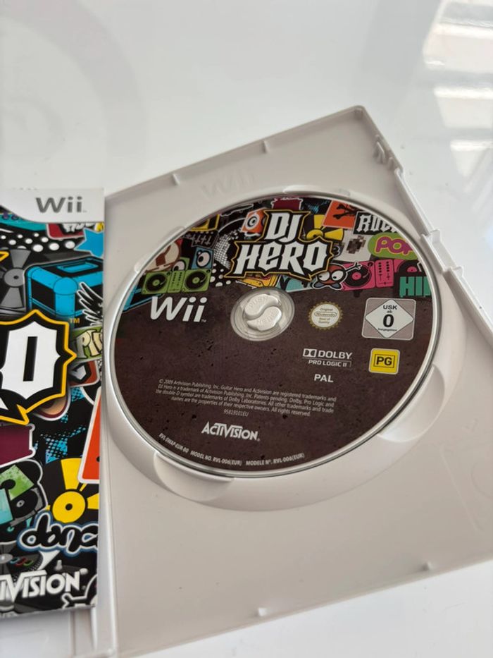 🎶 DJ Hero - Jeu Nintendo Wii 🎶 - photo numéro 4