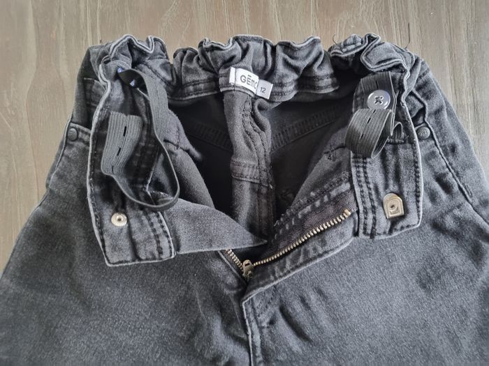 Lot de 2 jeans 👖 12 ans - photo numéro 4