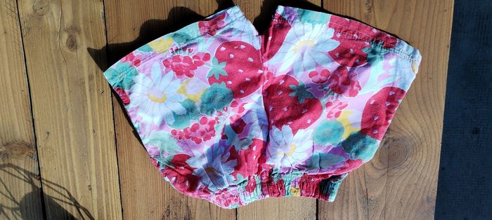 Short fille - photo numéro 2