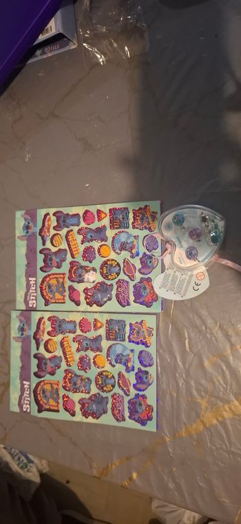 autocollant stitch
