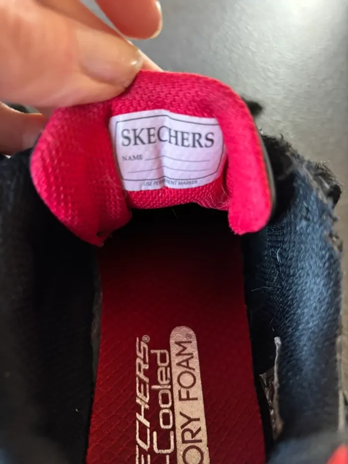 Basket garçon Skechers à mémoire de forme taille 36 en bon état - photo numéro 4