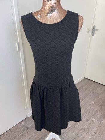 Robe noire naf naf, étiquette M taille S