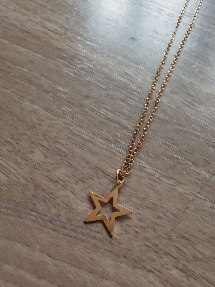 Collier étoile en acier inoxydable - photo numéro 2