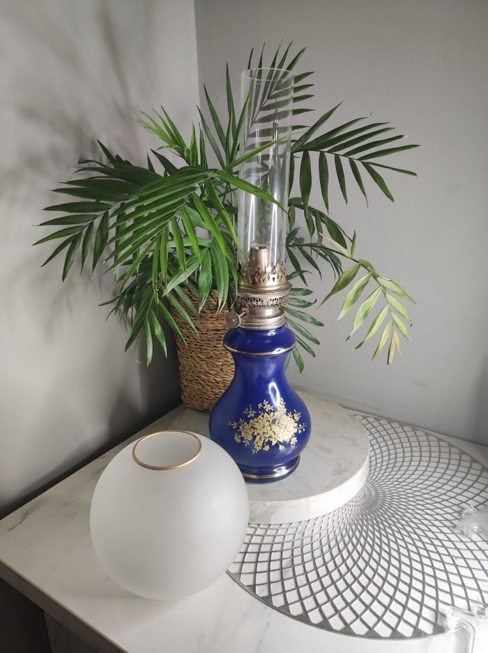 Lampe à pétrole d'époque - photo numéro 3