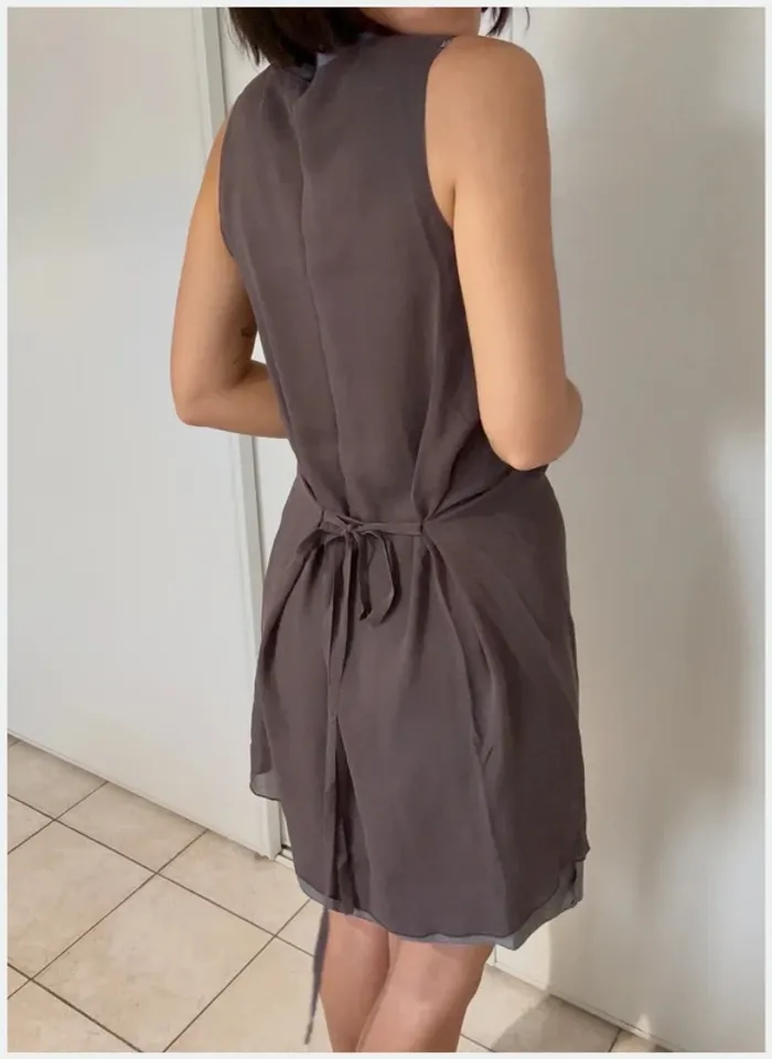 Robe grise en soie réversible Sisley - taille S - neuf - photo numéro 6