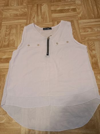 Haut fille rose pâle (rose très clair) en très bon état