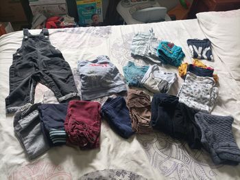 Lot de vêtements 18 mois