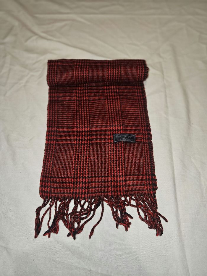 Écharpe burberry - photo numéro 4