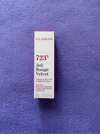 Rouge à lèvres velvet de chez Clarins