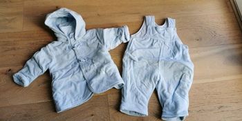 Manteau et salopette épaisse