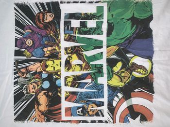 T-shirt marvel 10 ans TBE