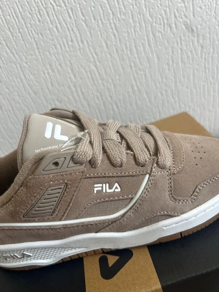 Baskets Fila corda Suède goat 36.5 - photo numéro 2