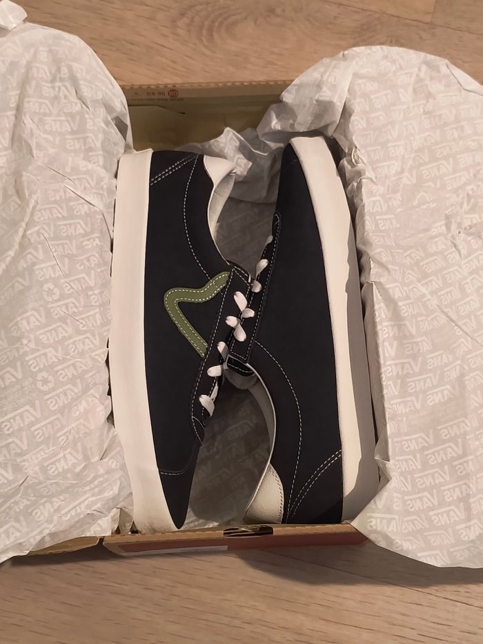 Chaussures vans old skool noir neuves taille 44.5 - photo numéro 3