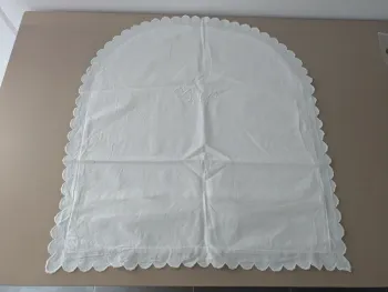 Linge de lit ancien taie d'oreiller en demi lune pour berceau monogramme Bébé