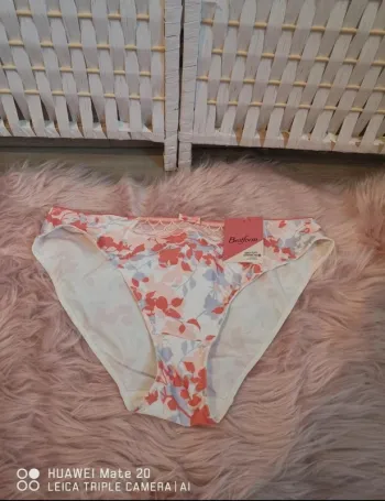 💕Jolie culotte fleurie femme T44 Bestform💕