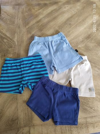 Lot shorts 3 - 6 mois