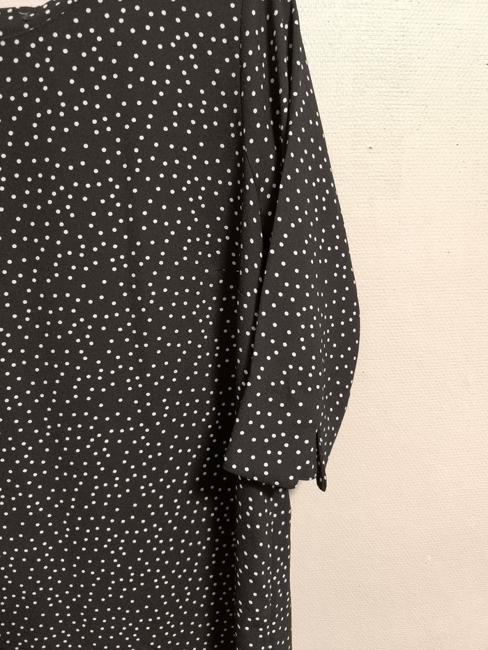 Jolie robe à pois - photo numéro 4