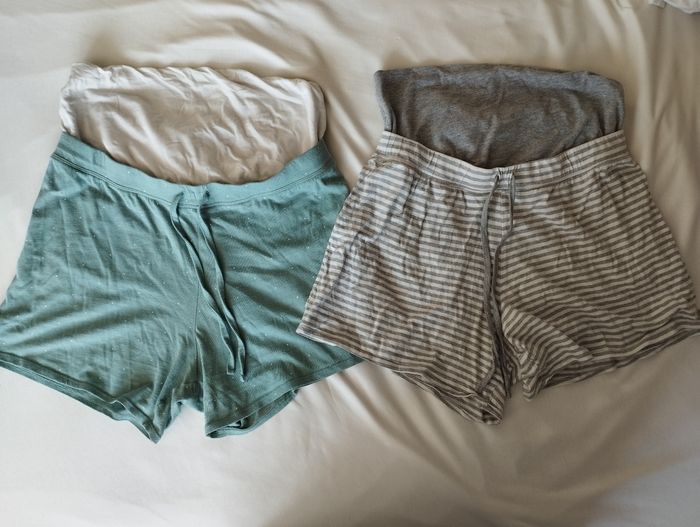 Lot vêtements grossesse - photo numéro 2