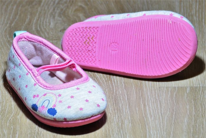 Chaussons fille pointure 21 - photo numéro 2