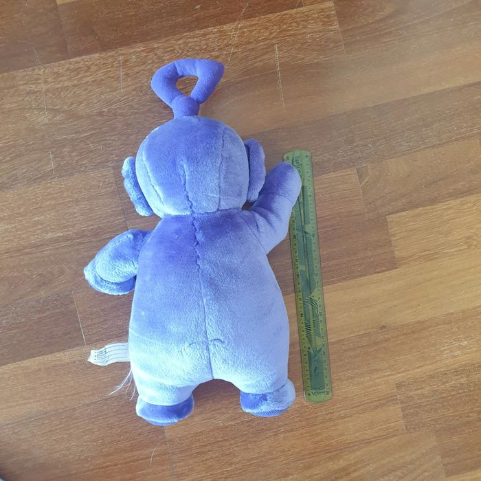 peluche Télétubbies tinki winki mauve année 1996 en très bon état, collection , vintage - photo numéro 2