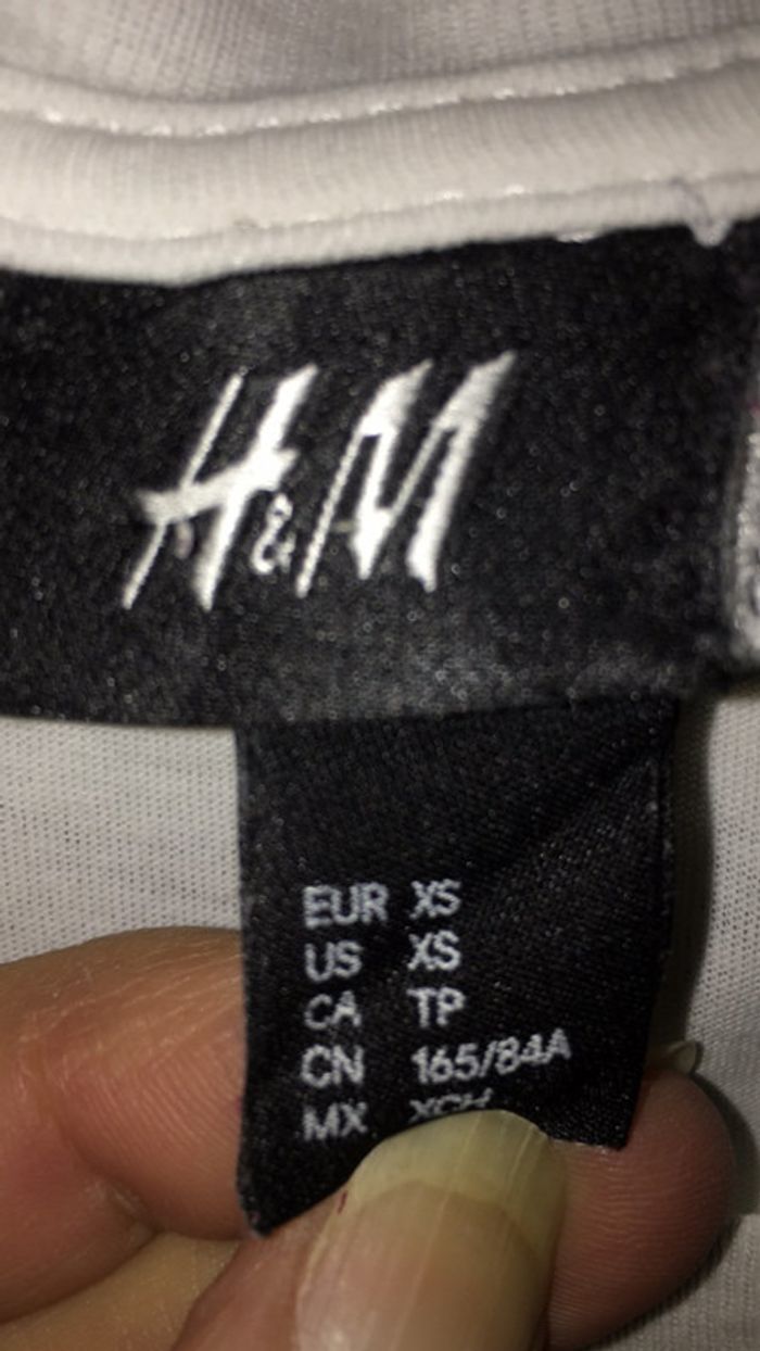 Tee-Shirt H&M Taille XS - photo numéro 3