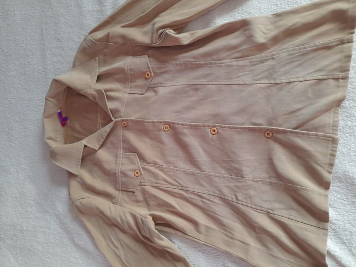 Veste chemise aspect suédine beige de marque MIM. - photo numéro 2