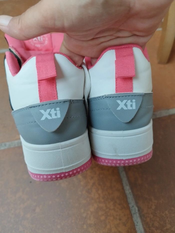 Chaussures taille 35 - photo numéro 5