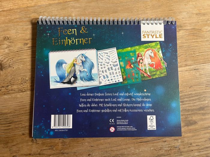 Livre autocollants/coloriage Fée et Licorne - photo numéro 2