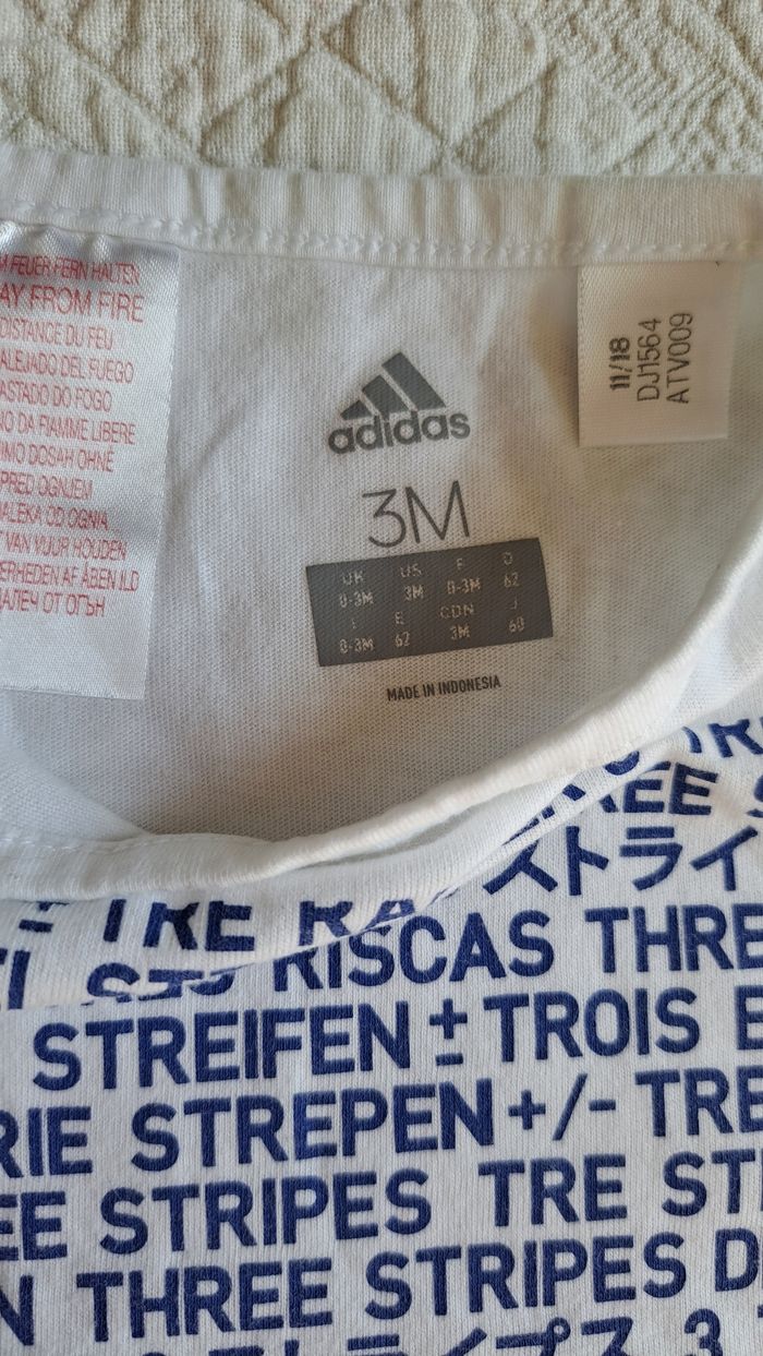 Tee-shirt Adidas 3 mois - photo numéro 3